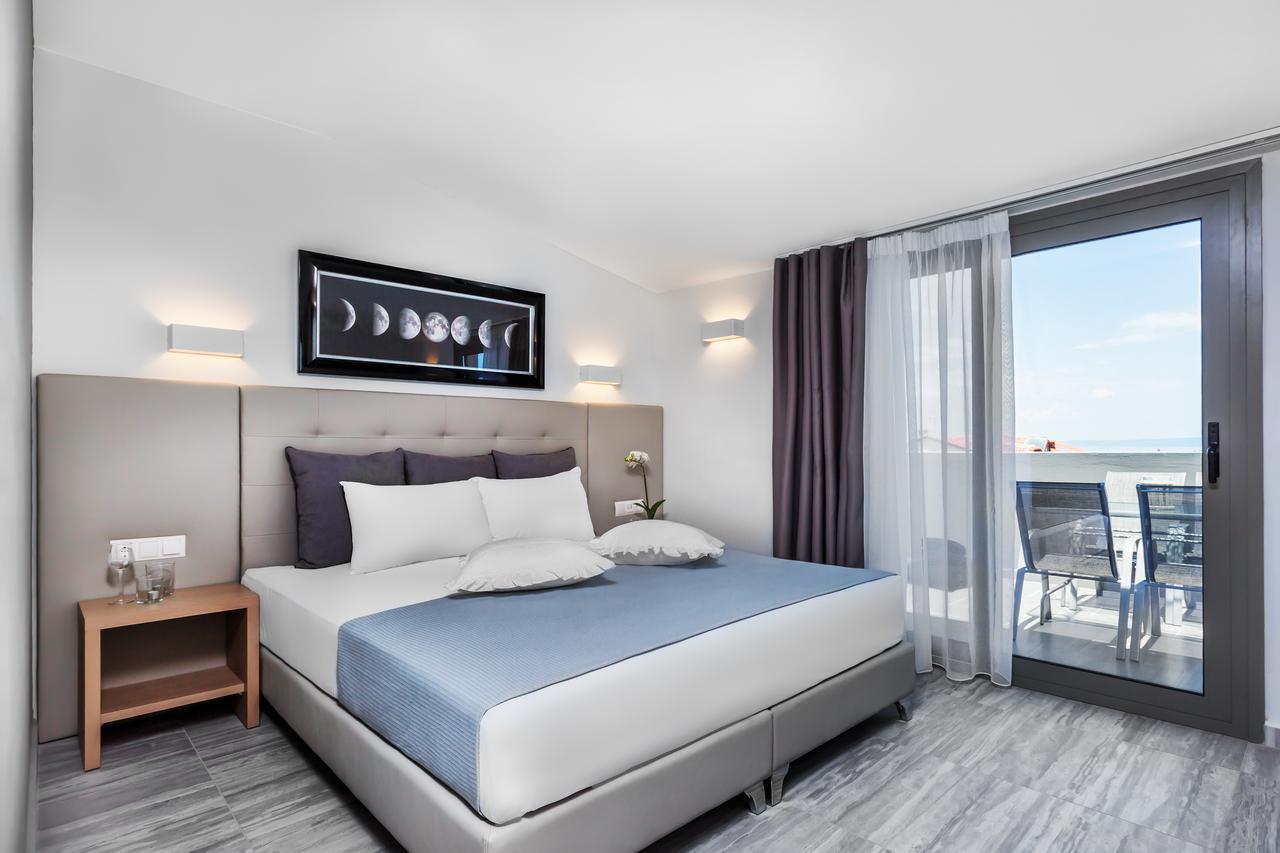 Nymphes Deluxe Accommodation Пефкохори Екстериор снимка
