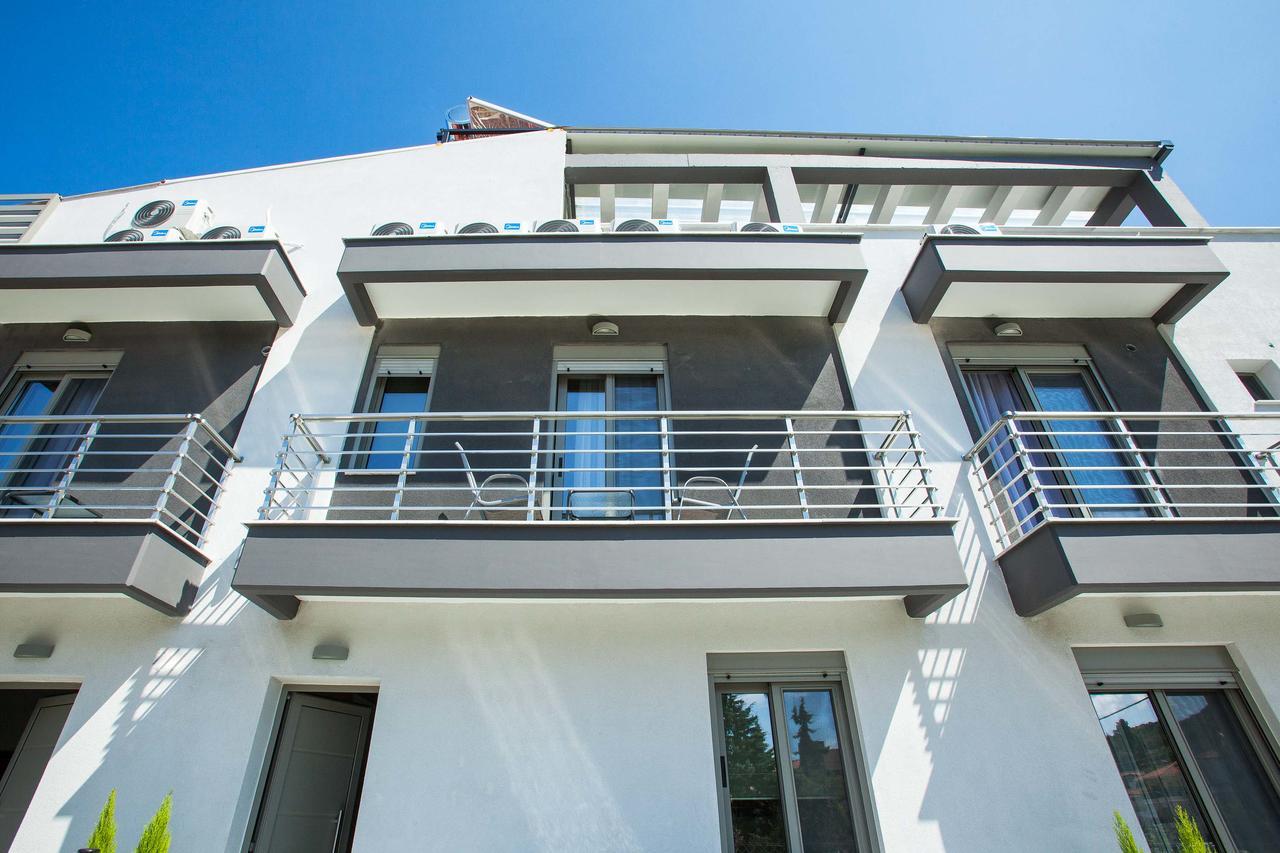 Nymphes Deluxe Accommodation Пефкохори Екстериор снимка