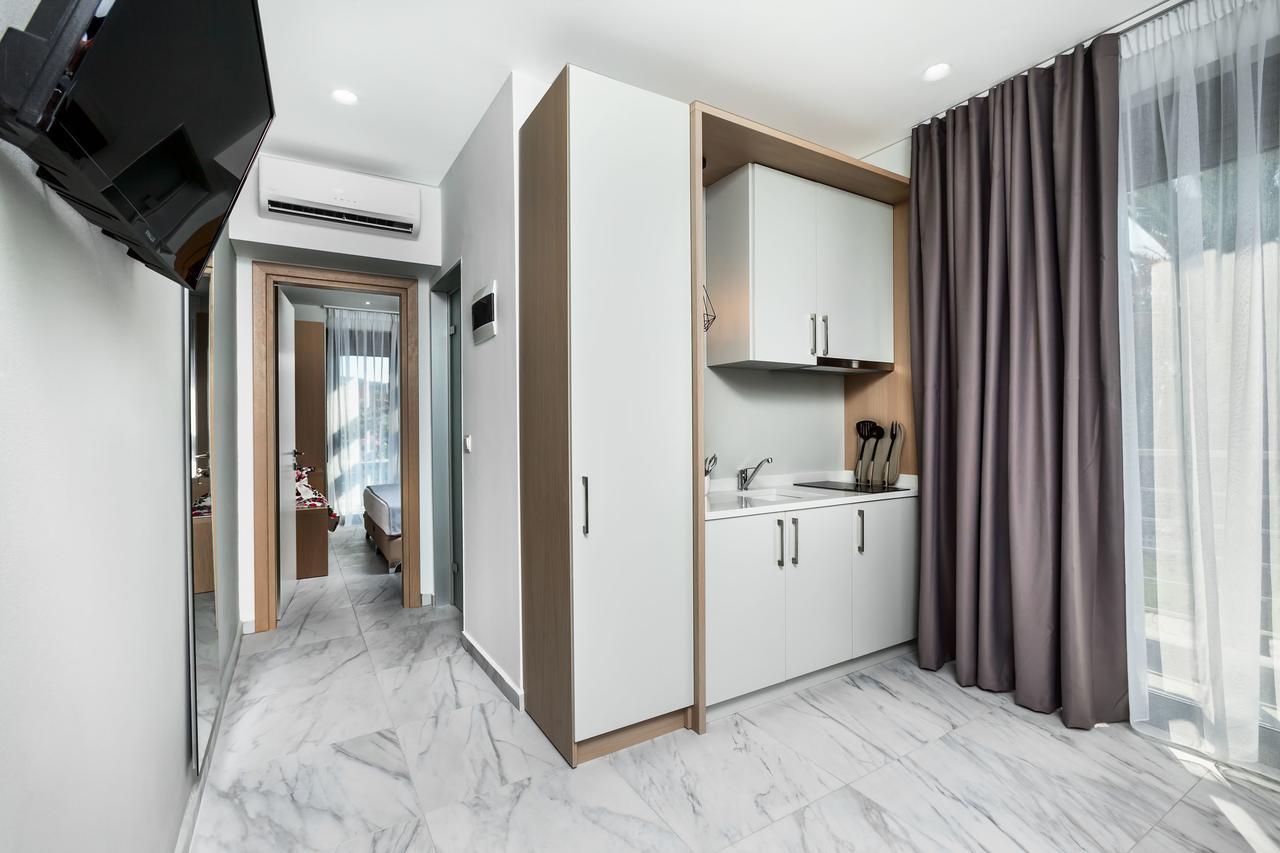 Nymphes Deluxe Accommodation Пефкохори Екстериор снимка
